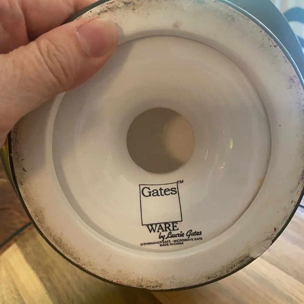 Gates Ware Extra Large Olive Pattern Ceramic Pasta/Salad Serveware Bowl - Picture 3 of 7